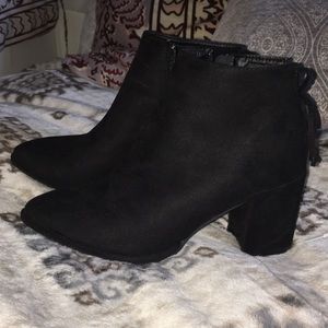 black booties